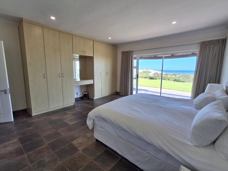 6 Bedroom Property for Sale in Duyker Eiland Western Cape